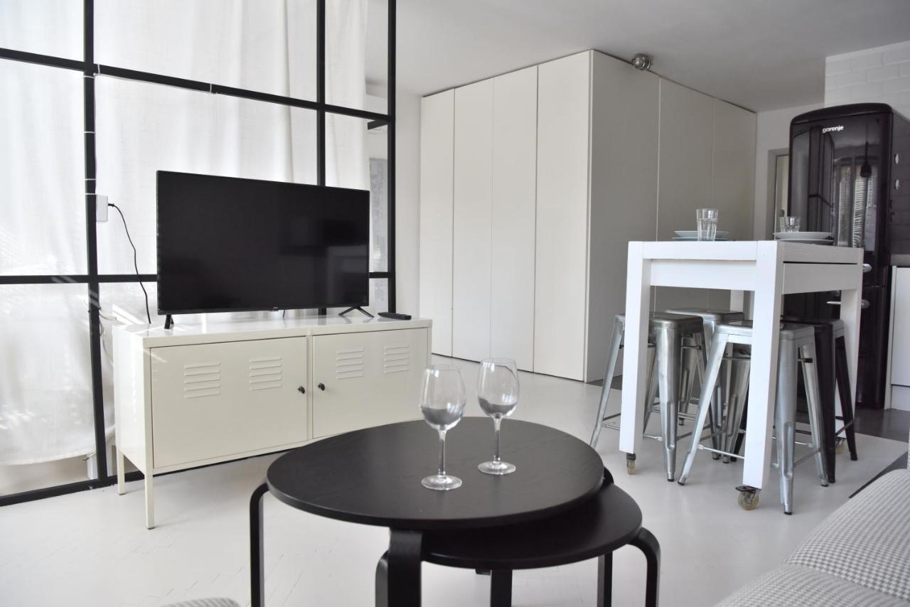 Center Mokotowska Apartment *